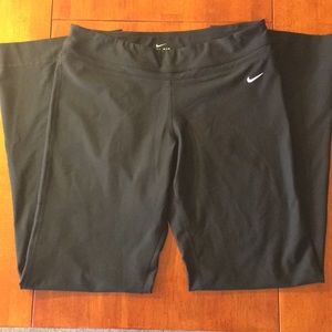 EUC Nike Dri Fit Workout Pants